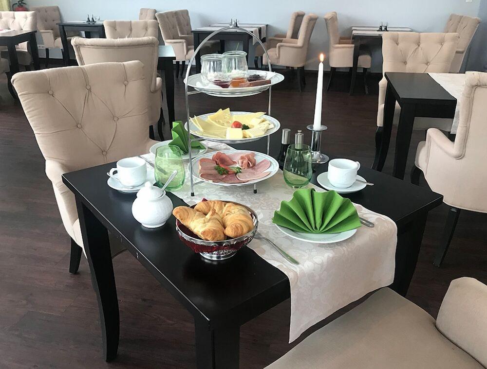Hotel Prinzenpalais Бад Доберан Екстериор снимка