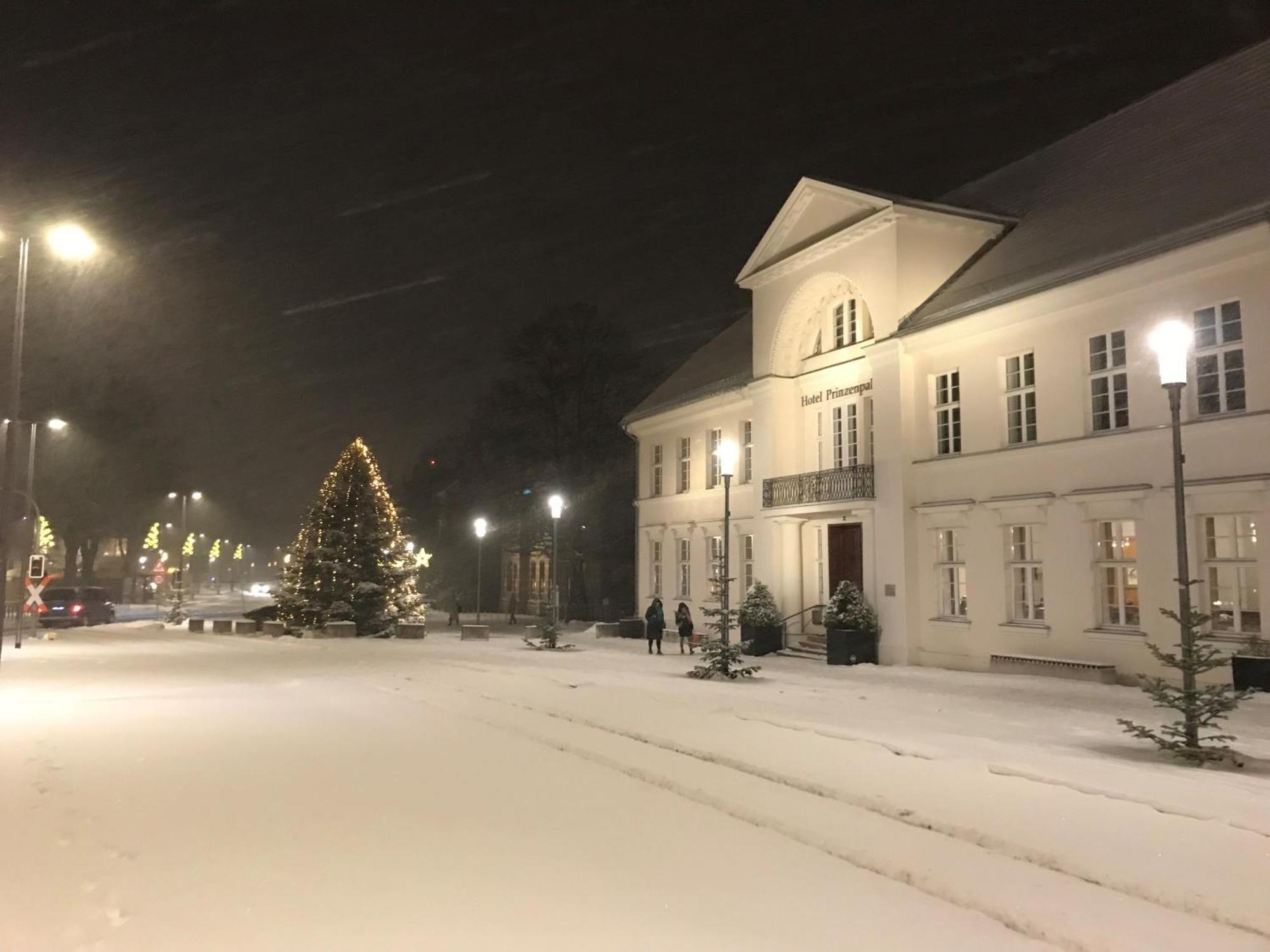 Hotel Prinzenpalais Бад Доберан Екстериор снимка
